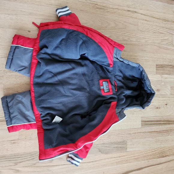 Boys snowsuit 12 months - Picture 3 of 4